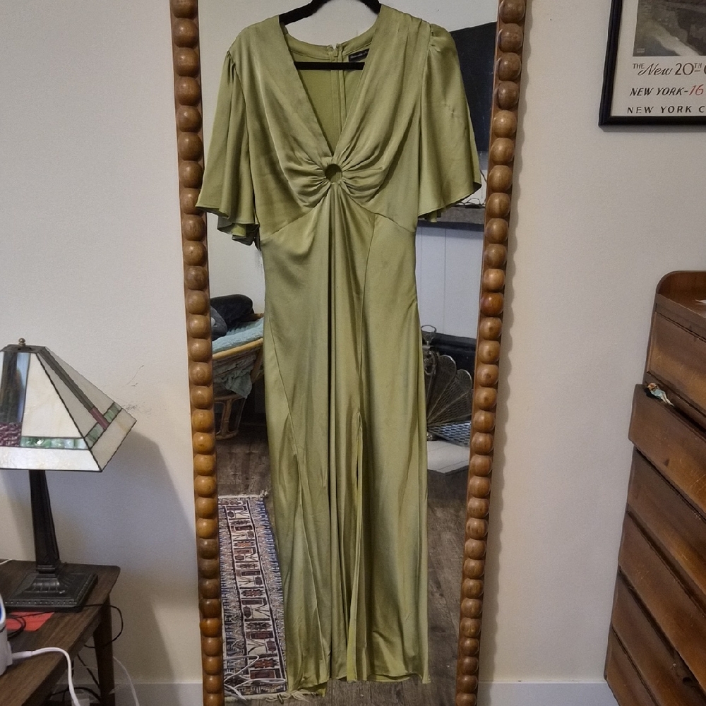 Elegant Green Maxi Dress